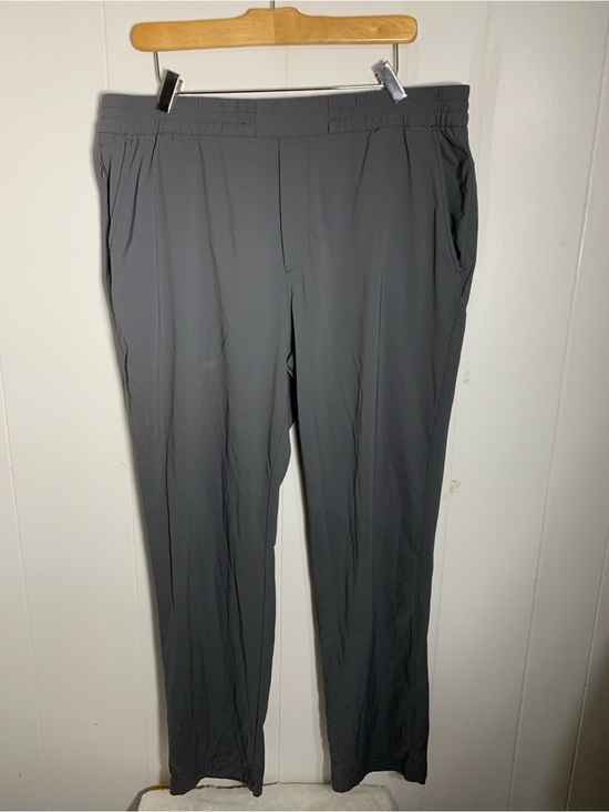 Denver hayes Pants - Women’s Gray Pants. Denver Hayes. Size 38/30.